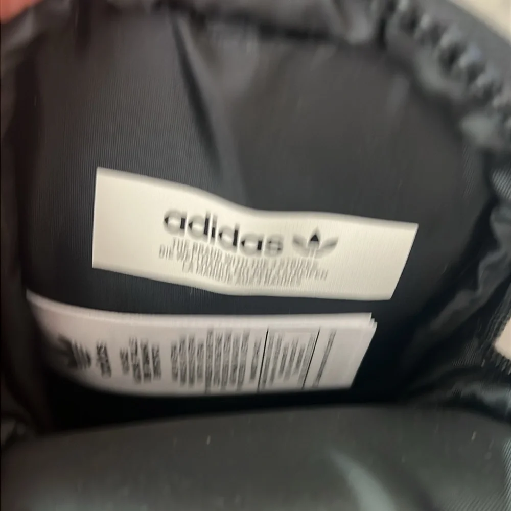 Adidas NMD Pouch NWT - Picture 7 of 7